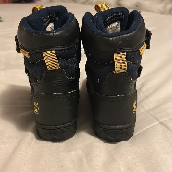 Timberland snow boots - Picture 6 of 8